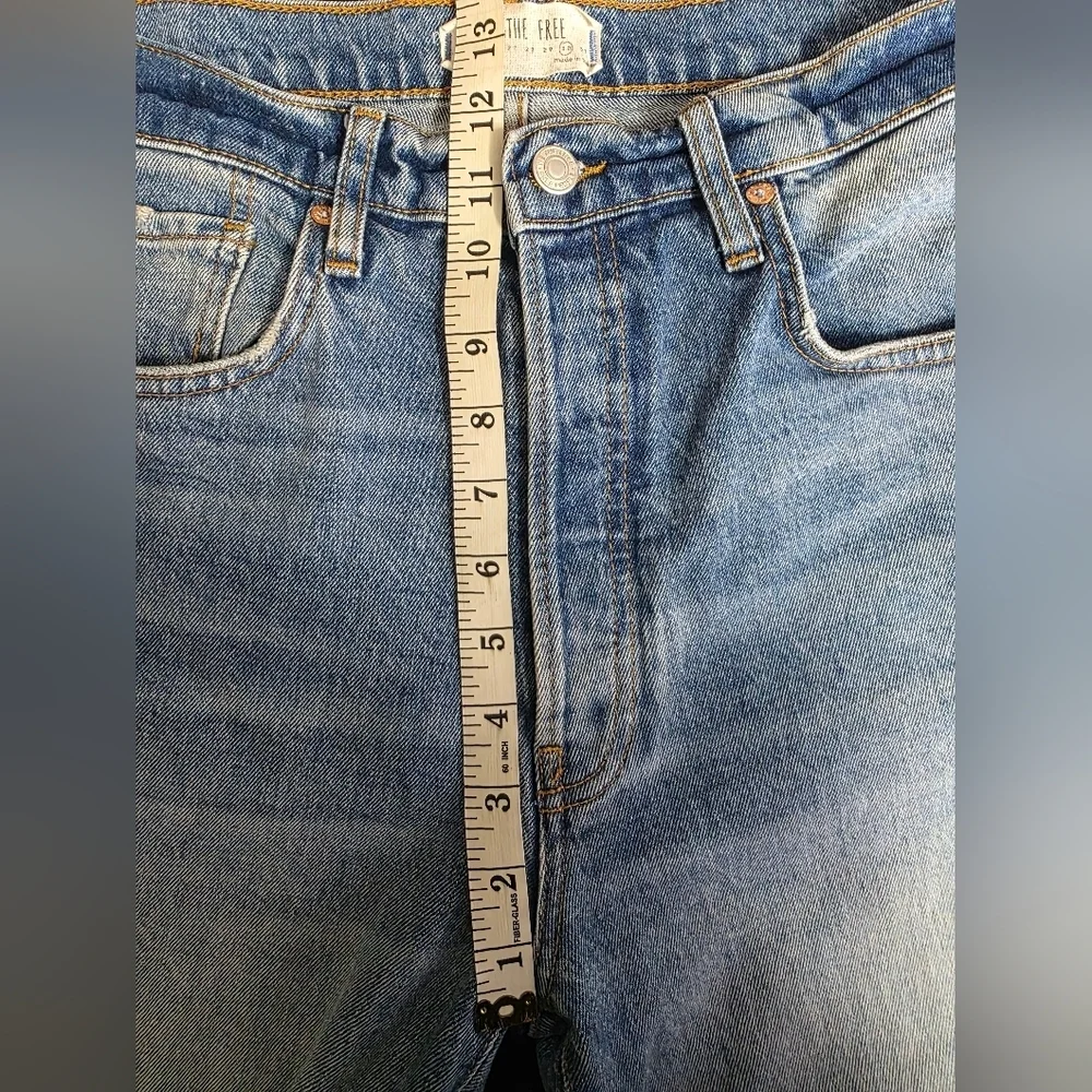 Free People We The Free Button Fly Jeans Frayed Bottom Distressed Womens Size 30